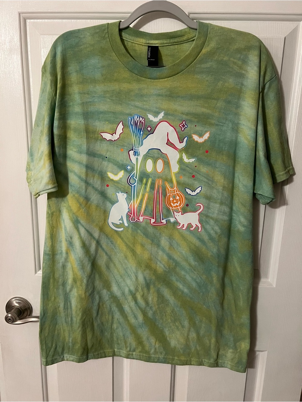 Green Tie-Dye Halloween Graphic Tee Hand dyed !